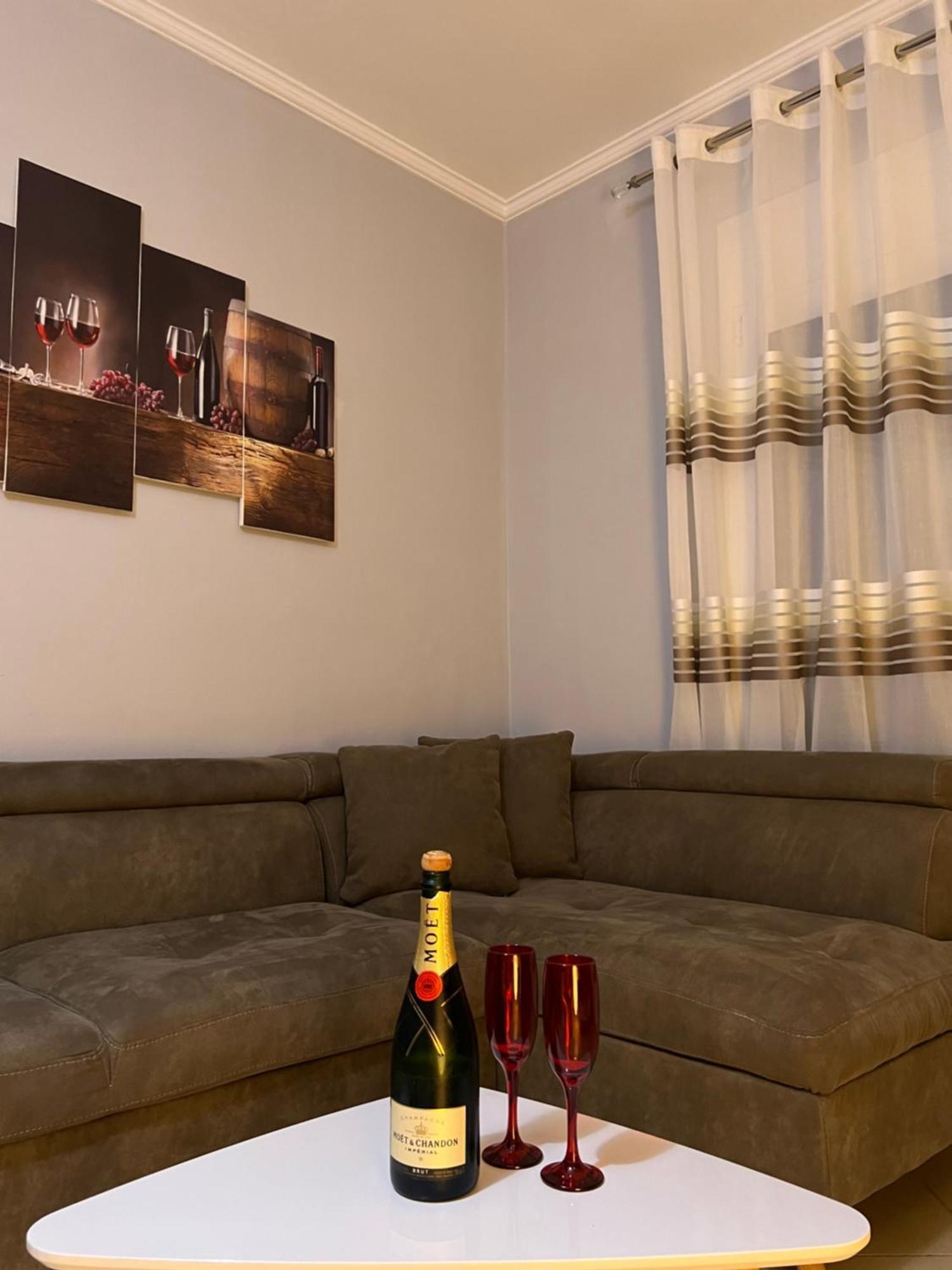 Sunset Apartments Lungomare Vlora Kültér fotó
