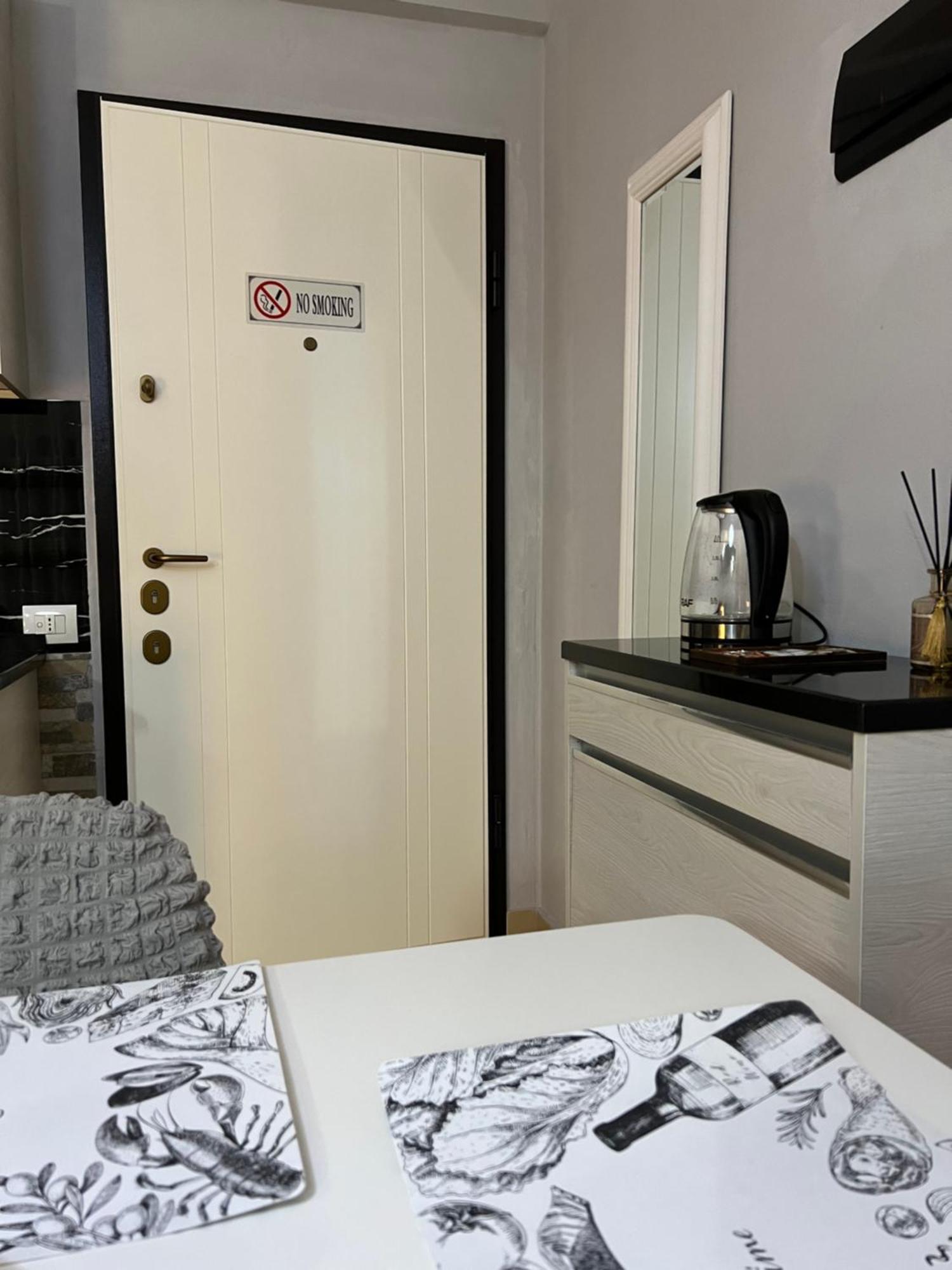 Sunset Apartments Lungomare Vlora Kültér fotó