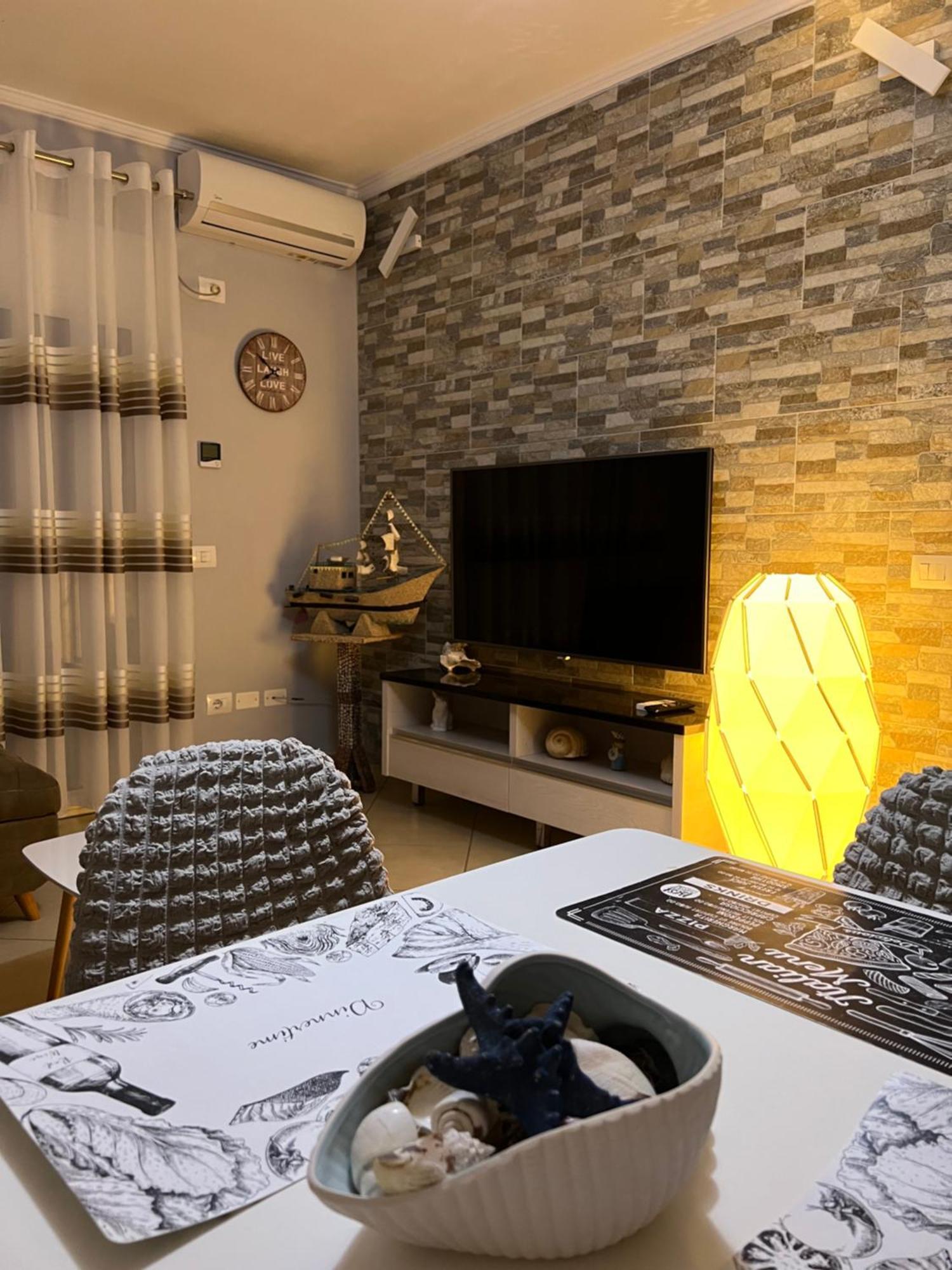 Sunset Apartments Lungomare Vlora Kültér fotó
